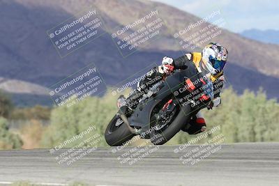 media/Nov-16-2025-Race Pace (Sun) [[8c5fa54630]]/Non Verified Riders (1st 20 Minutes)/7-Turn 9 Entry (210pm)/